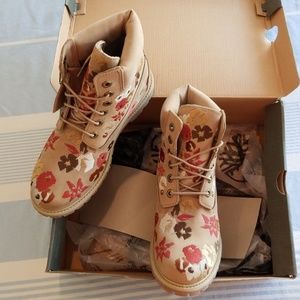 Timberland Boots Size 7.5